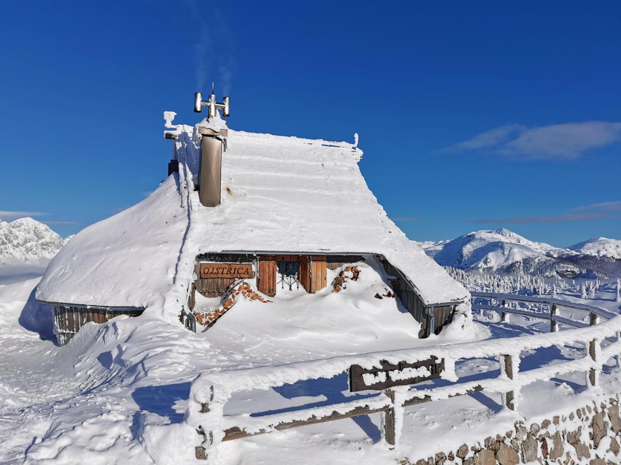 Villa Koca Ojstrica - Velika Planina Stahovica Esterno foto
